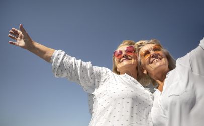Comment être heureux·se peut vous aider à mieux vieillir