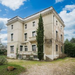 Maison Senioryta de Charbonnières Les Bains