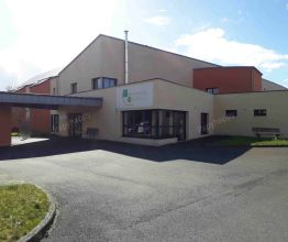 EHPAD Résidence Les Marais - Association clinique Saint-Joseph (2/13)