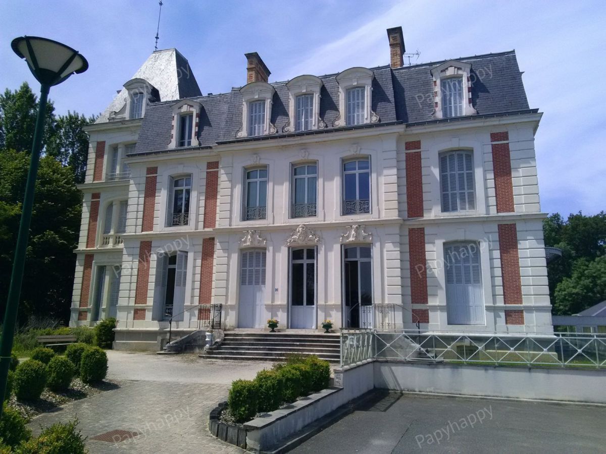 EHPAD Château de la Manderie (1/12)
