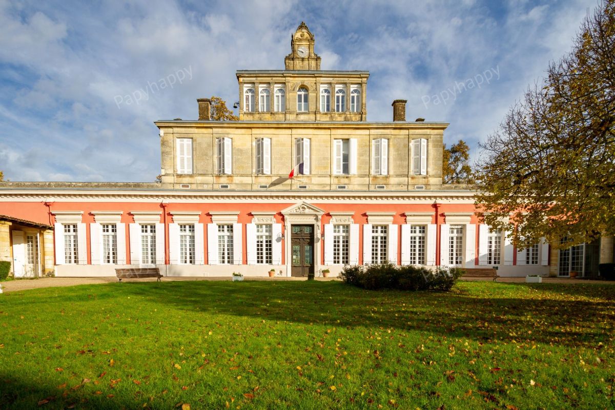 Résidence Le Château Vacquey (1/8)